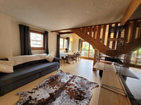Duplex 3 pièces à Megève - Proche centre, 6-8 pers, balcon, piscine, wifi, garage. - FR-1-453-297